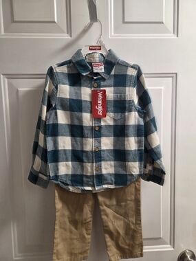 Wrangler Boys' Teal & Cream Buffalo Check Button-Down Shirt & Khaki Pants
